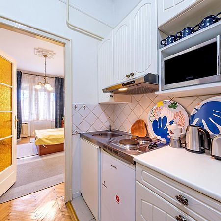Balzac Apartment Budapest Luaran gambar