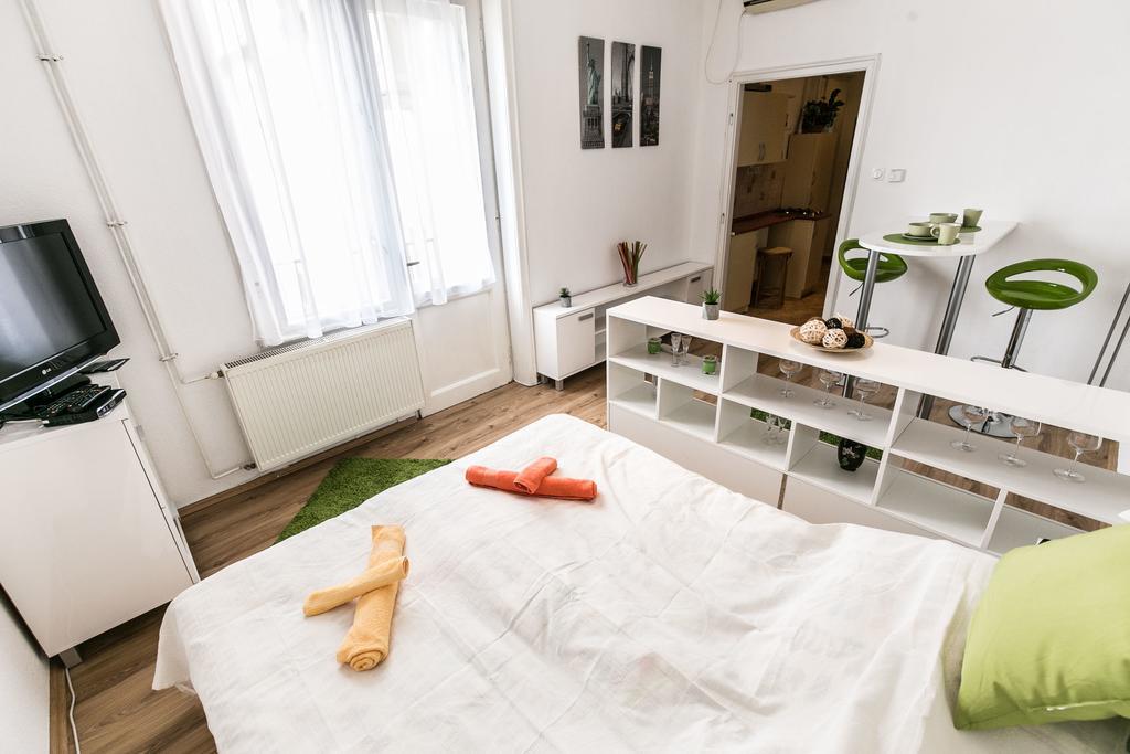 Balzac Apartment Budapest Luaran gambar